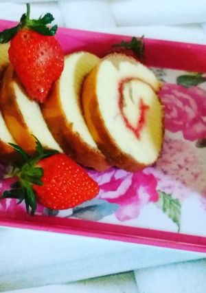 Foto resep Bolu Gulung selai strawberry super lembut