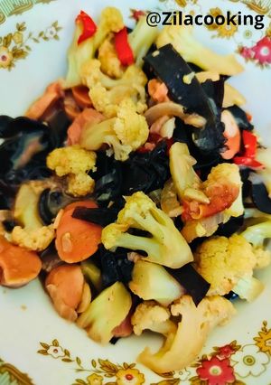 Foto resep Tumis Brokoli, Jamur Kuping, Sosis