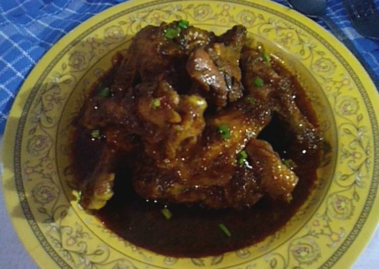 Langkah Mudah untuk Membuat Daging Ayam Masak Hitam, Bisa Manjain Lidah