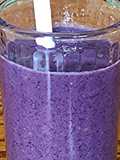 Batido de mantequilla de almendras y arándanos