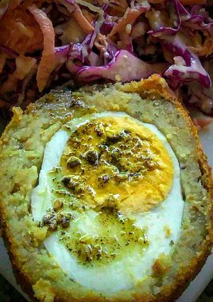 Una foto de Huevos empaquetados en harina de pechuga!!!