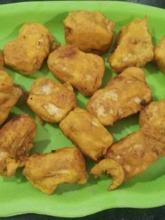पनीर पकोडा (paneer pakoda recipe in marathi) रेसिपी चे मुख्य फोटो
