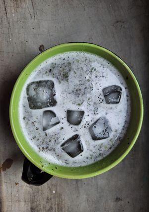 আম পুদিনা শরবত (aam pudina sharbat recipe in Bengali) রেসিপির প্রধান ছবি