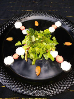 A picture of Broccoli salad.