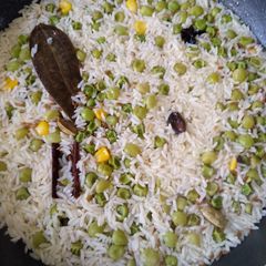 A picture of Mater pulao (peas rice).