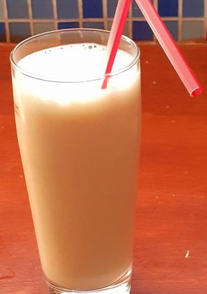 Une photo de Smoothie au cocktail de fruits