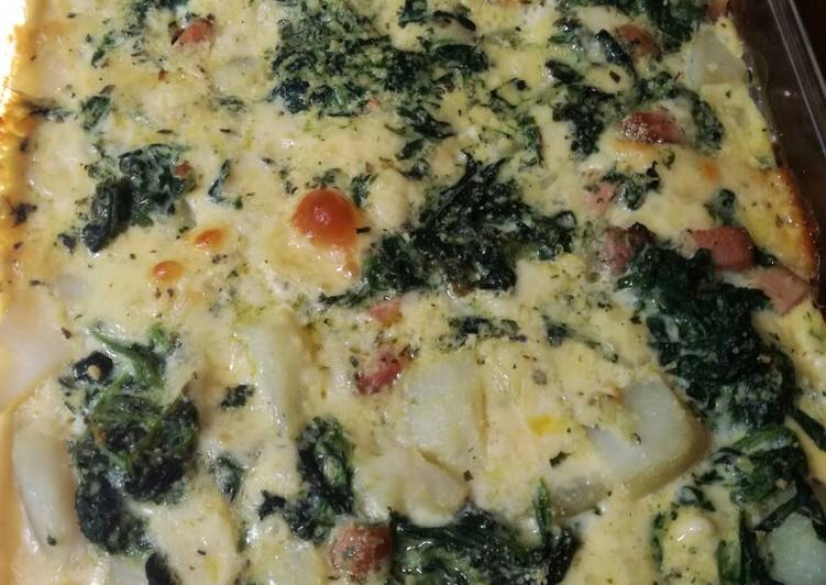 Pastel, tortilla de papas y espinacas