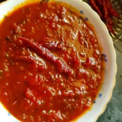 A picture of Tomato sweet chutney (Bengali tomato tok).