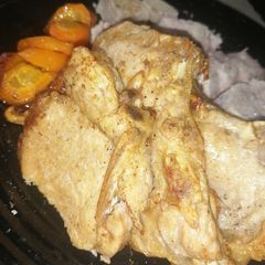 A picture of Tender and juicy porkchops.