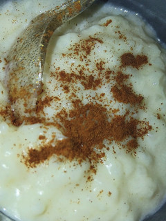 Una foto de Arroz con leche cremoso con un toque diferente 🍚🥛