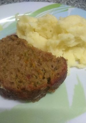 Una foto de Pan de carne "saludable" con puré