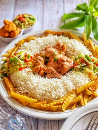 Recipe Saucy Crispy chicken dengan nasi goreng dan sayuran which Delicious