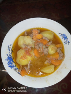 A picture of Beef stew.