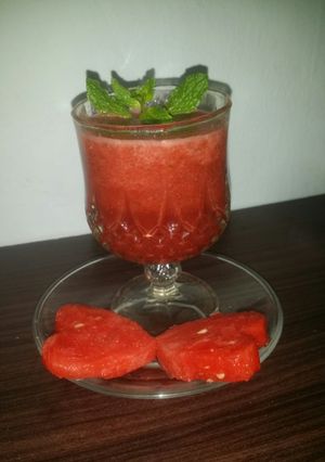 صورة لوصفة عصير البطيخ بالنعناع