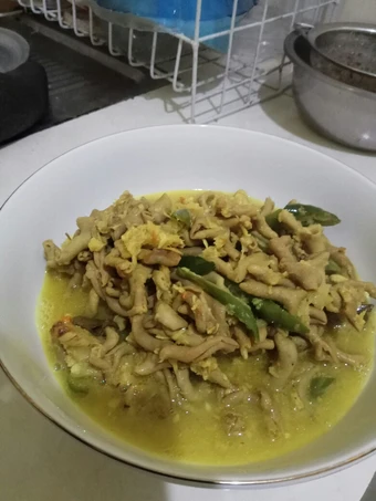 Cara Gampang Membuat Resep Usus ayam bumbu kuning yang  Bikin Ketagihan Anti Ribet, Mantap Sekali