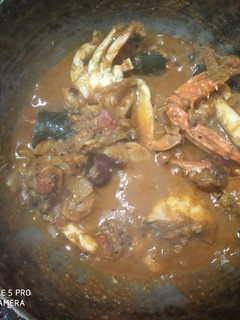 நண்டு கிரேவி(crab gravy recipe in tamil) செய்முறை முக்கிய புகைப்படம்