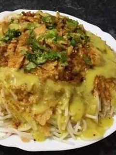 A picture of Curry Khausay.