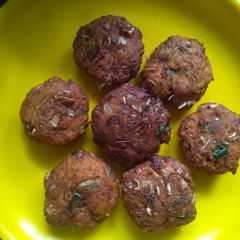 A picture of Vaazhai poo vadai (Vaalai poo/ Plantain flower).