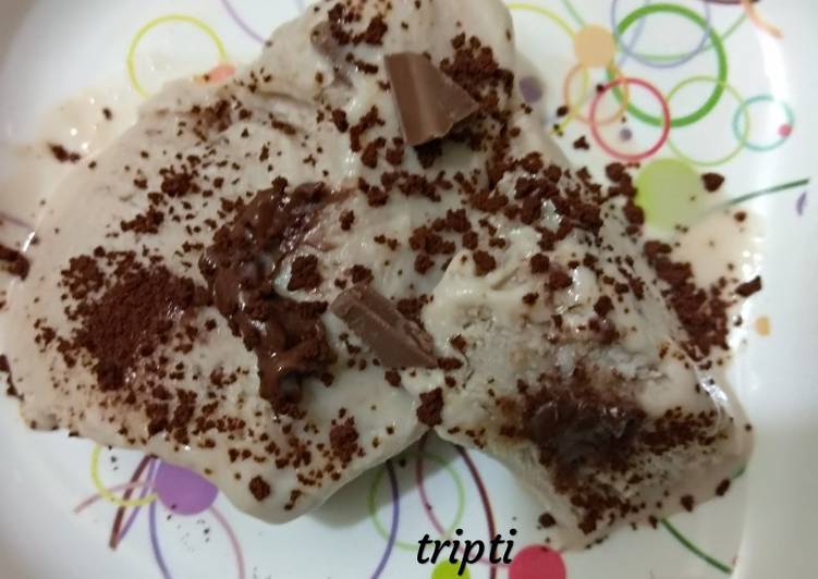 Steps to Make Any-night-of-the-week Chocolate banana ice cream