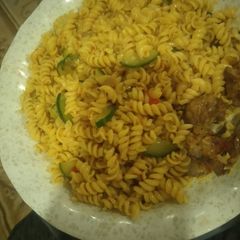 A picture of Jollof macaroni.