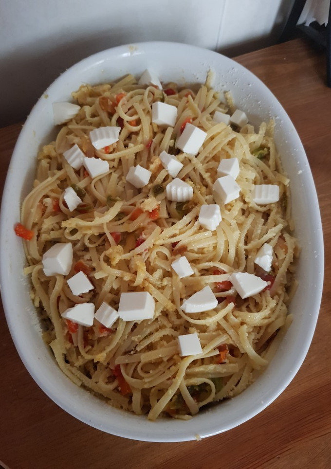 Una foto de Tallarines con pimientos