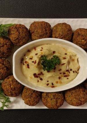 A picture of Falafel in Airfryer.