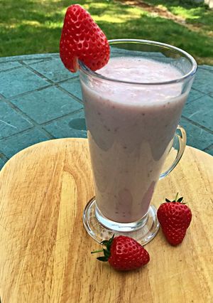 Epres, banános smoothie recept fotója
