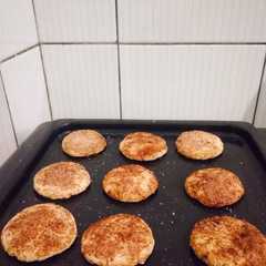 รูปของ Crispy banana oatmeal cookies