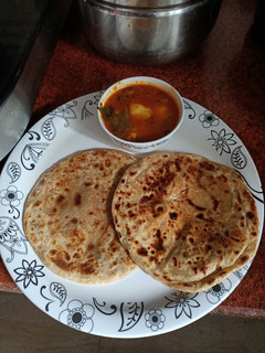गेहूं का लच्छा पराठा (Gehu ka lachha paratha recipe in Hindi) रेसिपी मुख्य फोटो