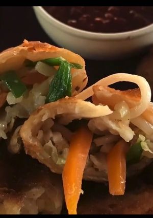 ચાઈનીઝ પોકેટ(Chinese pocket recipe in Gujarati) રેસીપી મુખ્ય ફોટો