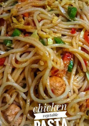 A picture of Chicken vegetable pasta.