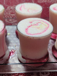 A picture of Rose Milk Shake.