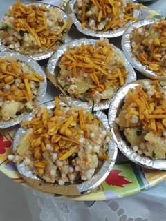 સાબુદાણા ની ખીચડી (Sabudana Khichdi Recipe In Gujarati) રેસીપી મુખ્ય ફોટો