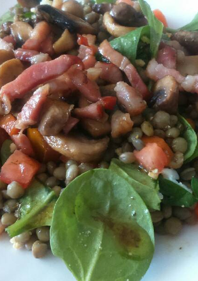 Una foto de Ensalada tibia de lentejas