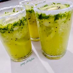 A picture of Kiwi Mint Mojito.