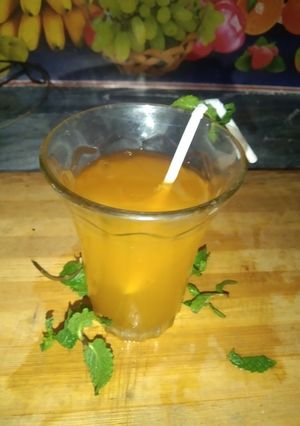 ऑरेंज मॉकटेल (orange mocktail recipe in Hindi) रेसिपी मुख्य फोटो