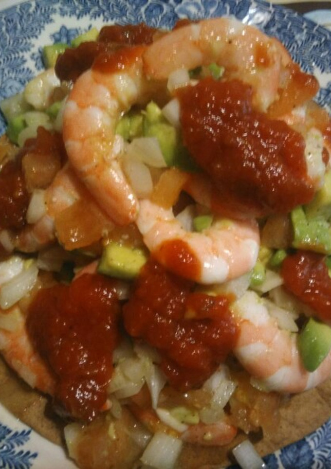 Una foto de Tortita cóctel de gambas
