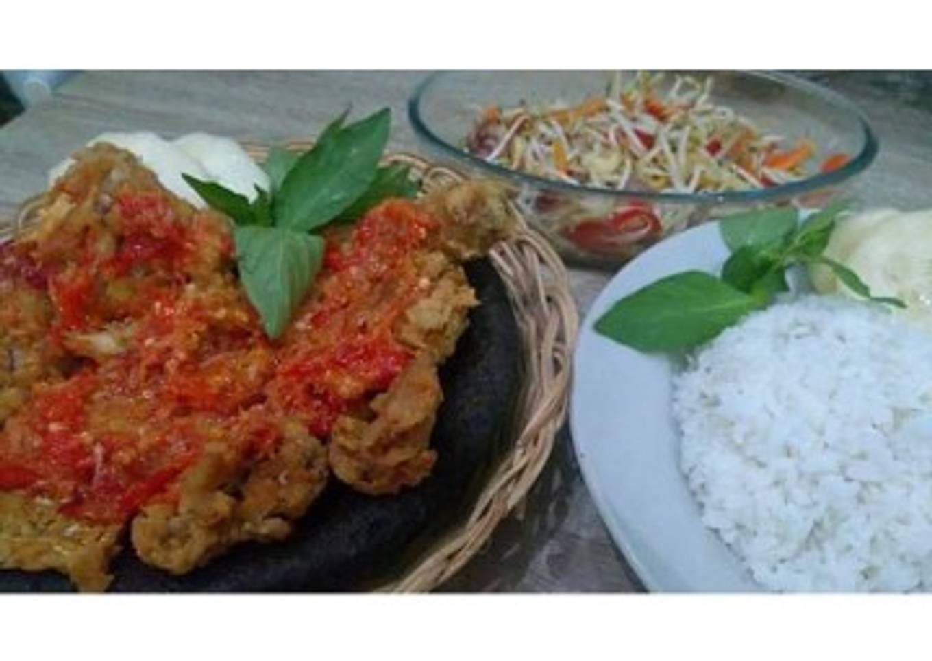 Ayam geprek pedas resep ala aku