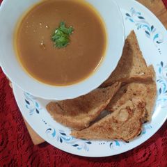 A picture of Tomato Spinach Soup.