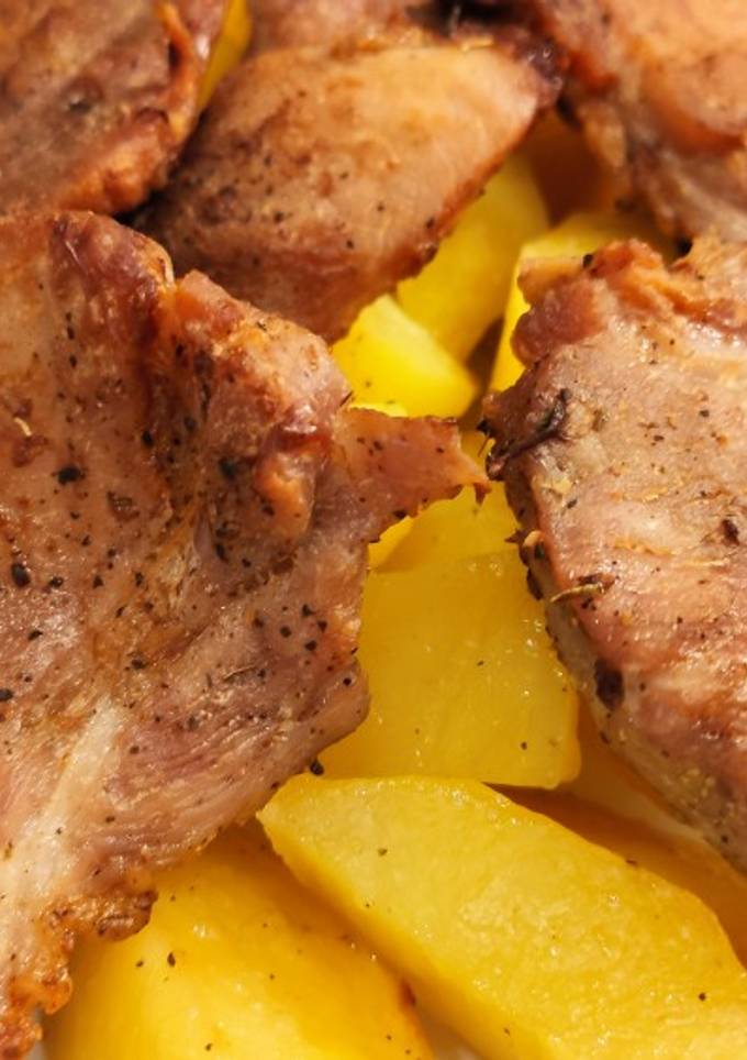 Стейки с картофелем в аэрогриле