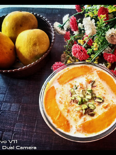 મેંગો કસ્ટર્ડ (Mango Custard Recipe in Gujarati) રેસીપી મુખ્ય ફોટો