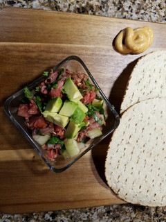 Una foto de Ensalada de atún ahumado