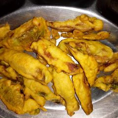 A picture of Brinjal fritters.