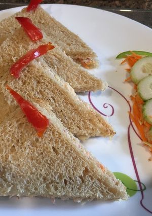 A picture of Healthy Coleslaw Sandwiches.