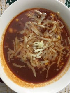 A picture of My pour and dump Chili 🌶.