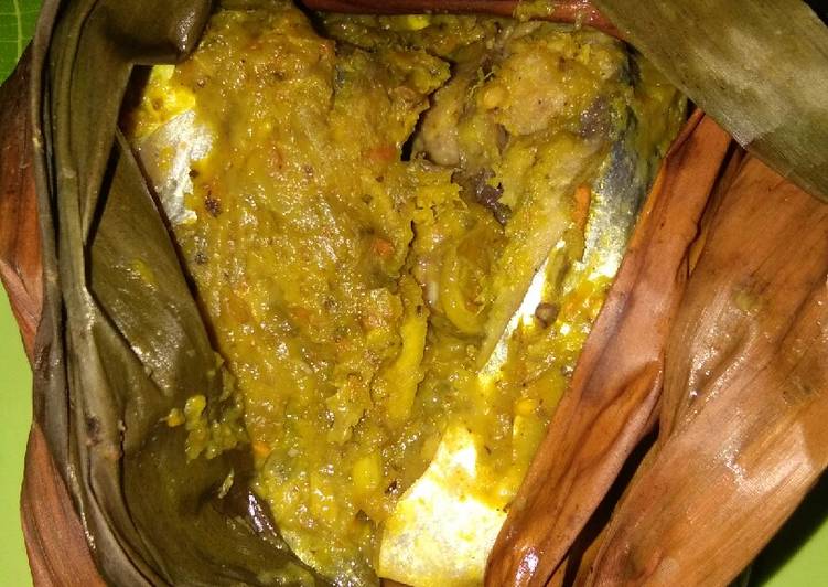 Pepes tempoyak ikan patin