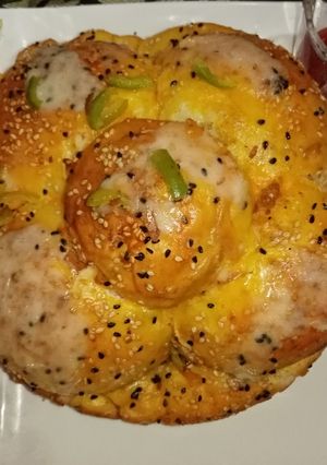 A picture of Chicken stuffed Rooti farmajoo in pateela.