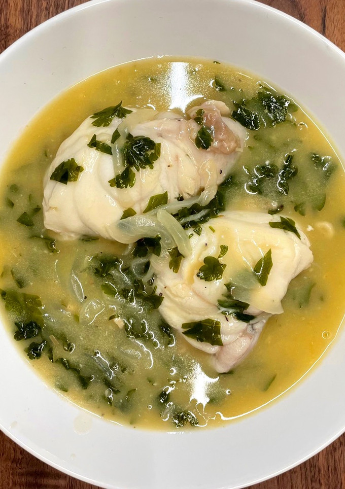Una foto de Rape en salsa verde