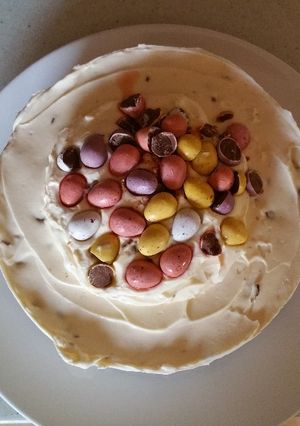 A picture of Mums cheesecake.