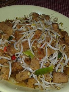 Foto resep Tumis oncom + tauge